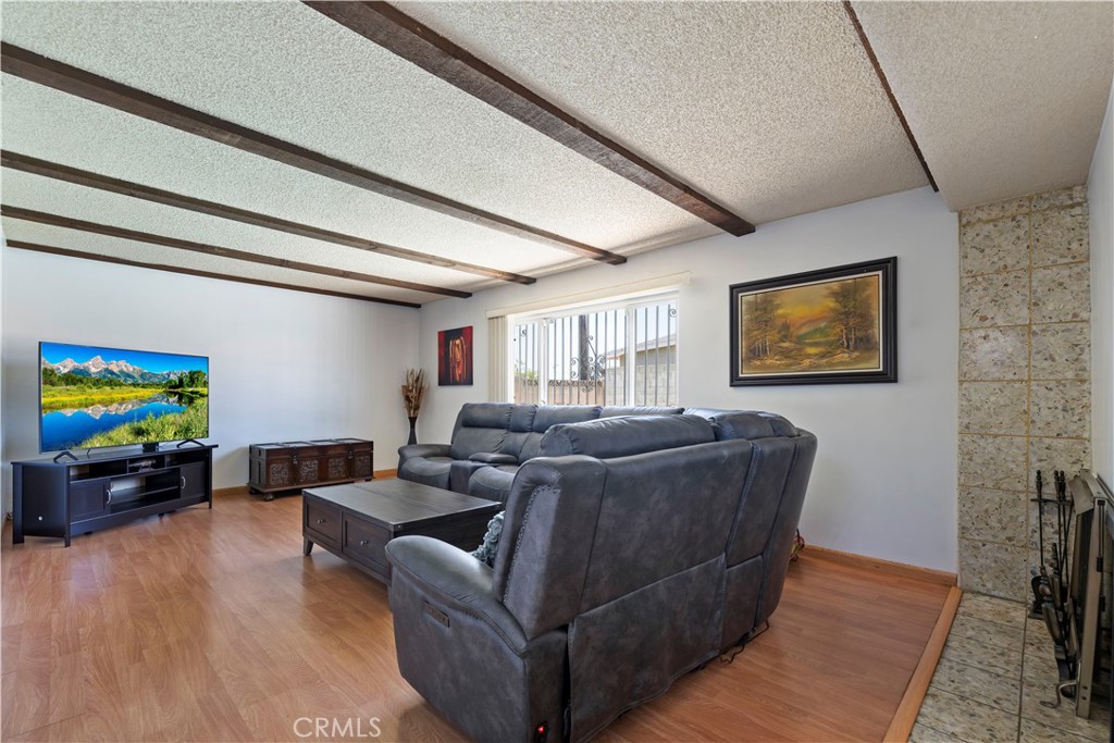 1400 Terrace