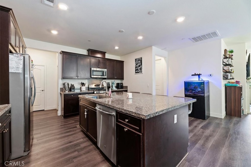3904 Arrow Wood