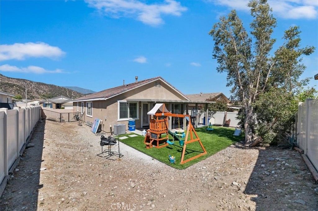 3904 Arrow Wood