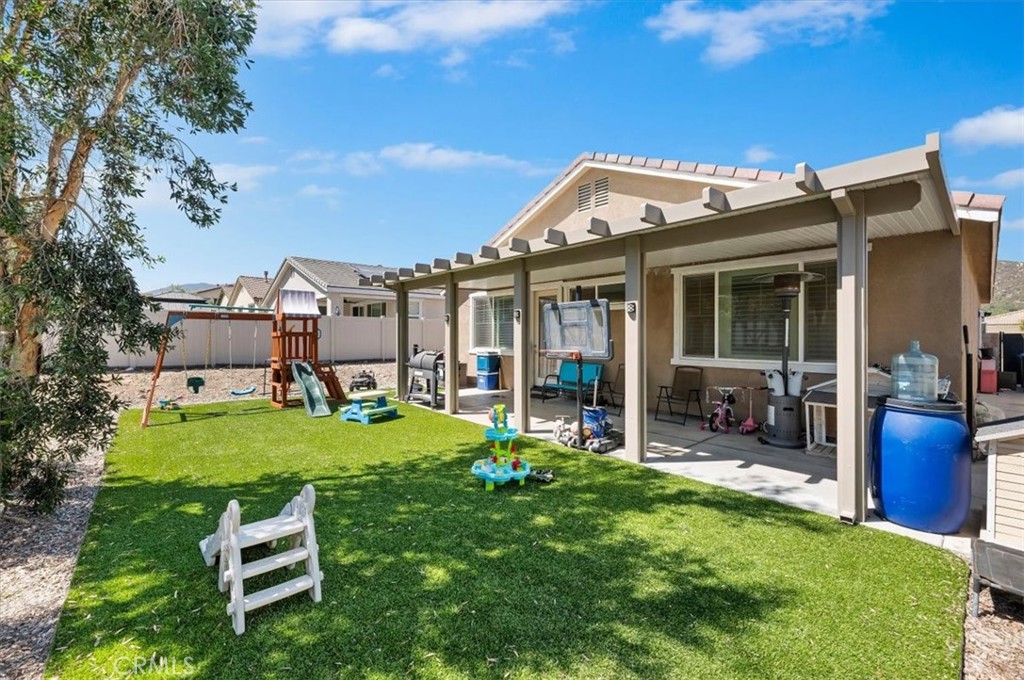 3904 Arrow Wood