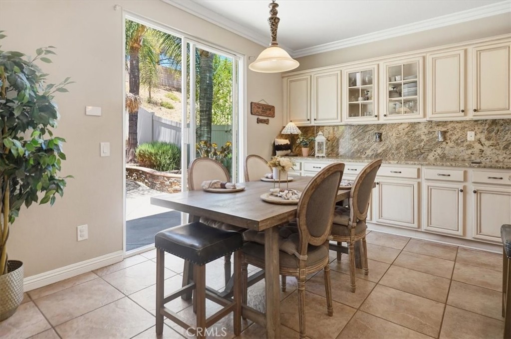 34662 Elmwood