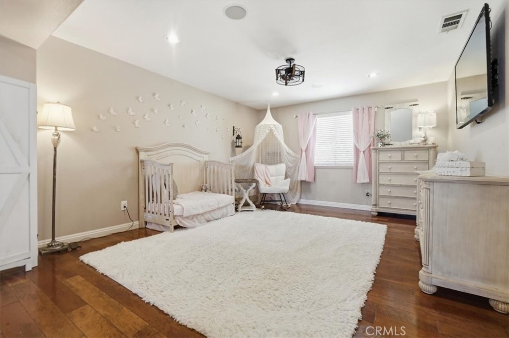 34662 Elmwood