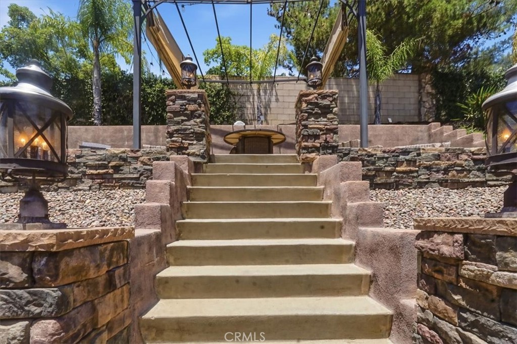 34662 Elmwood