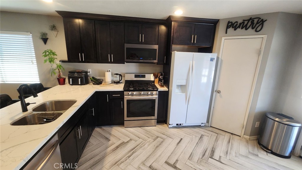 12057 Goldoak Court