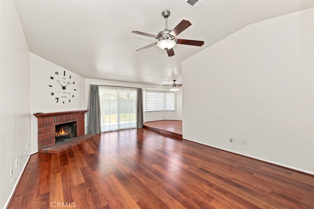 5205 Humbolt
