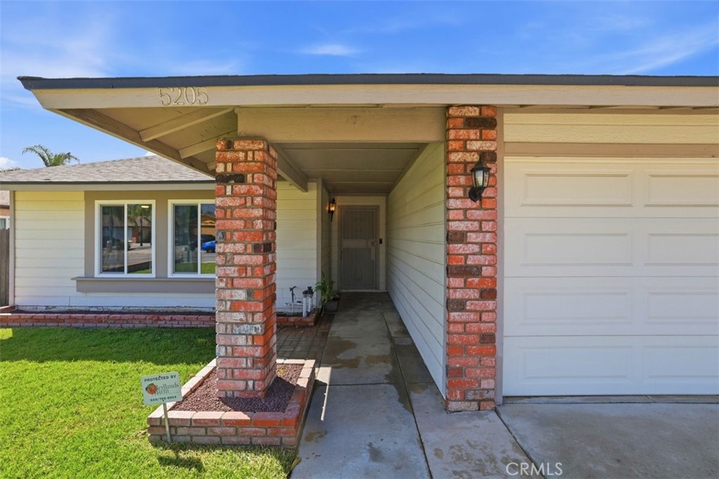 5205 Humbolt