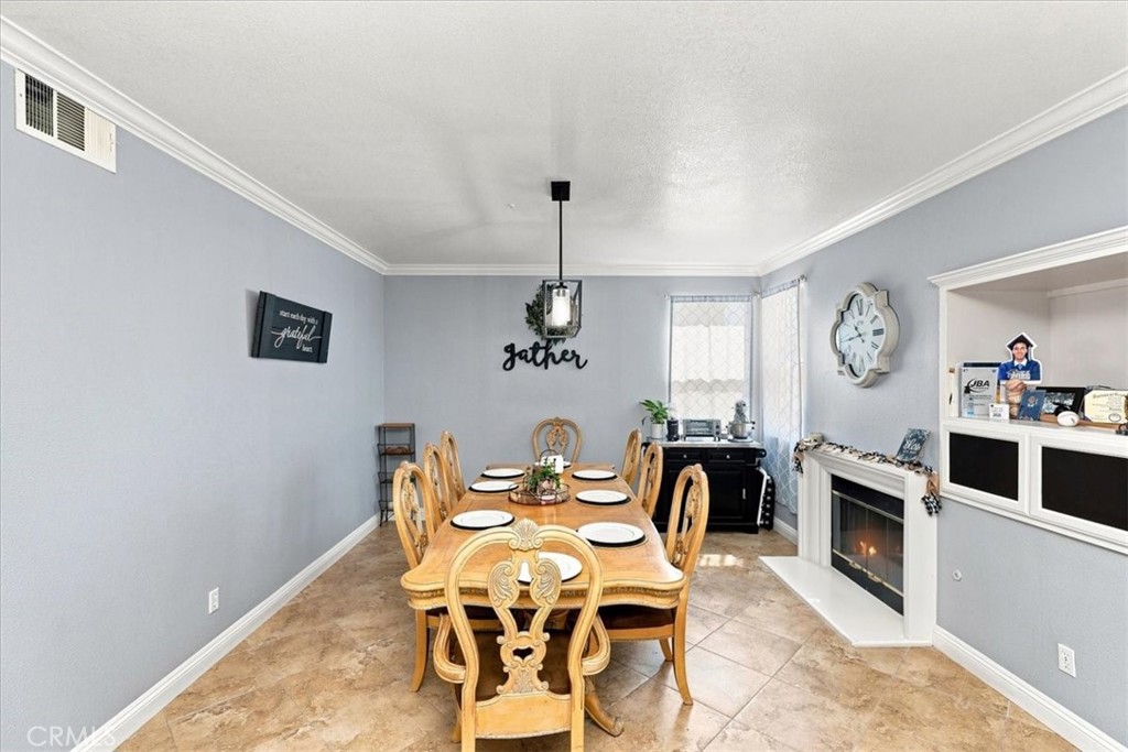 14993 Oak Spring