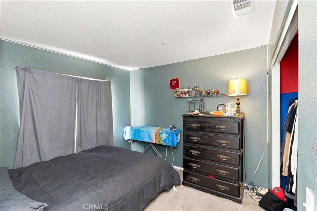 14993 Oak Spring