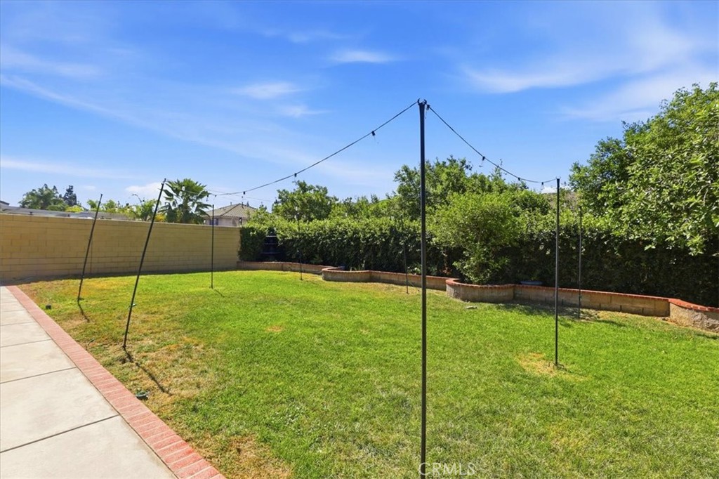 14993 Oak Spring
