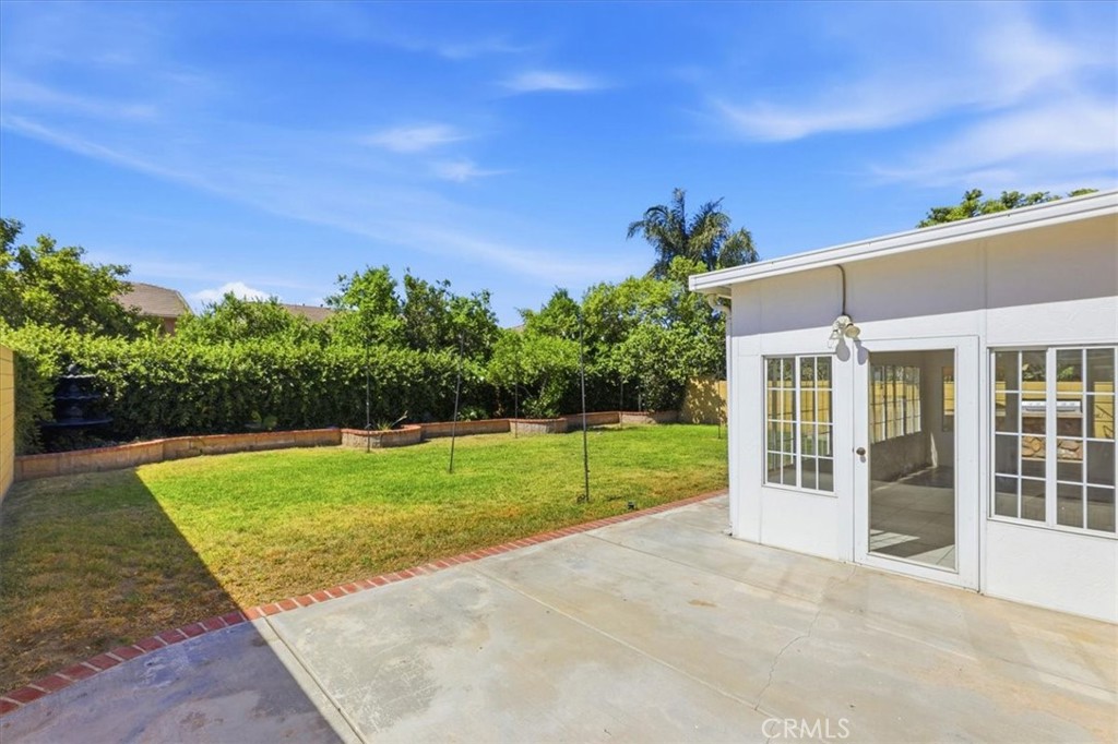 14993 Oak Spring