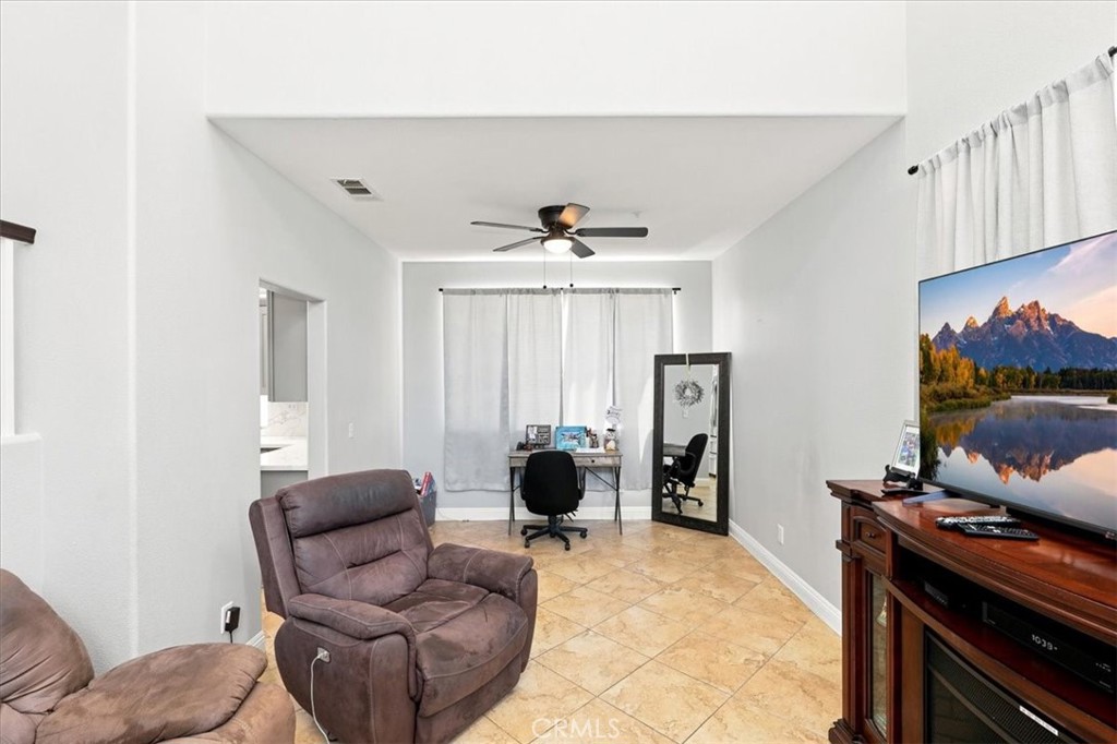 14993 Oak Spring