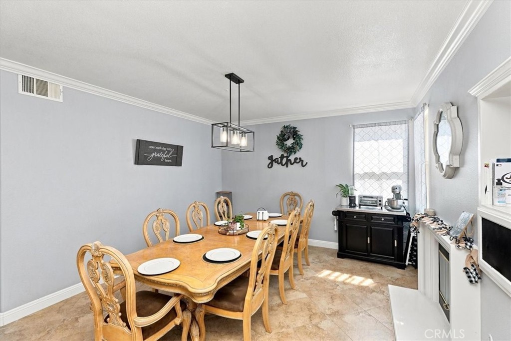 14993 Oak Spring