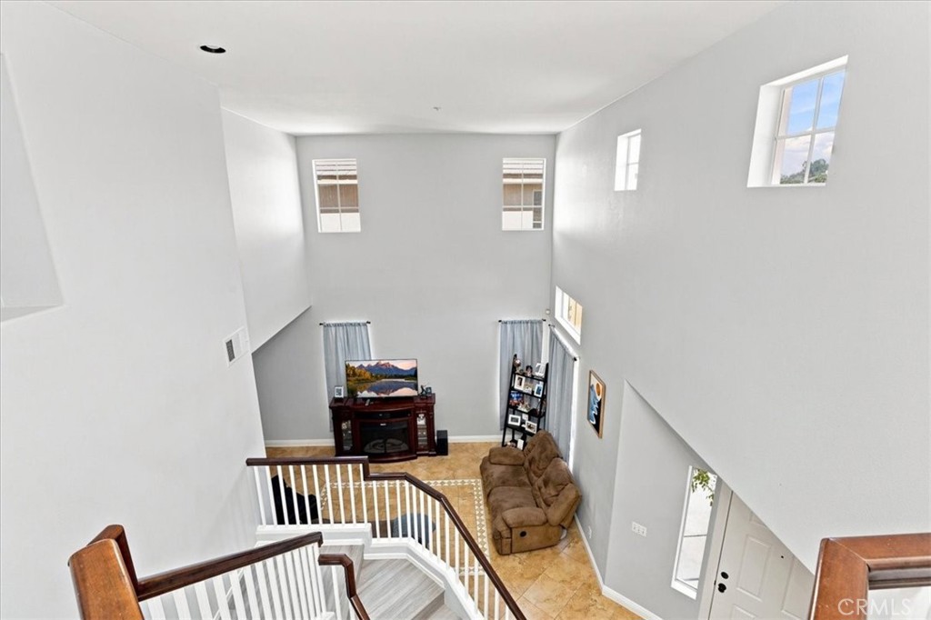 14993 Oak Spring