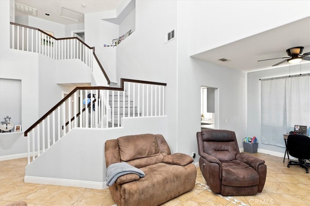 14993 Oak Spring