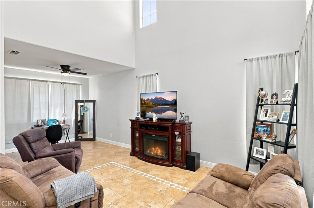 14993 Oak Spring