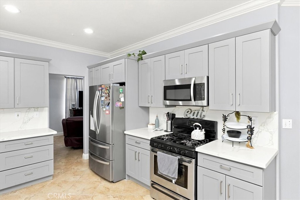 14993 Oak Spring
