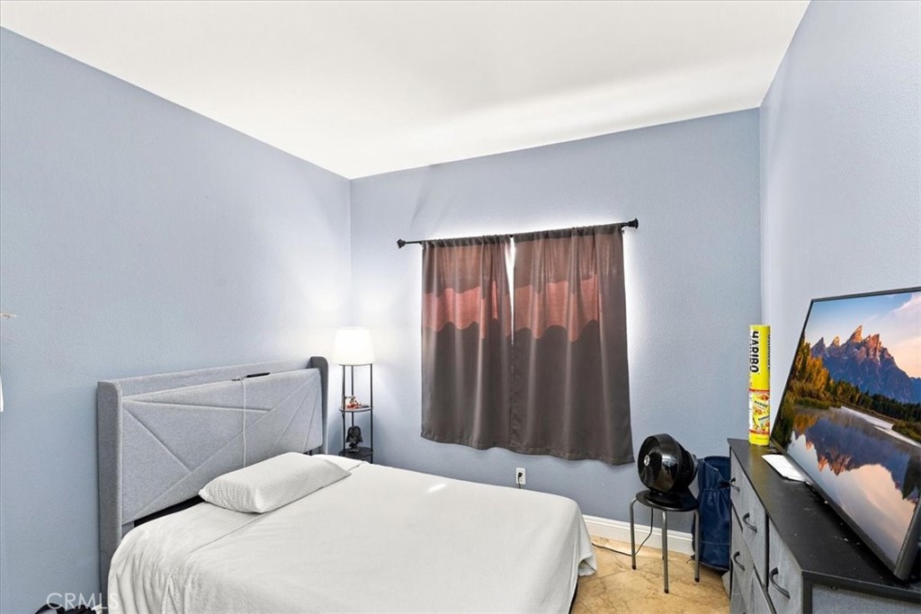 14993 Oak Spring