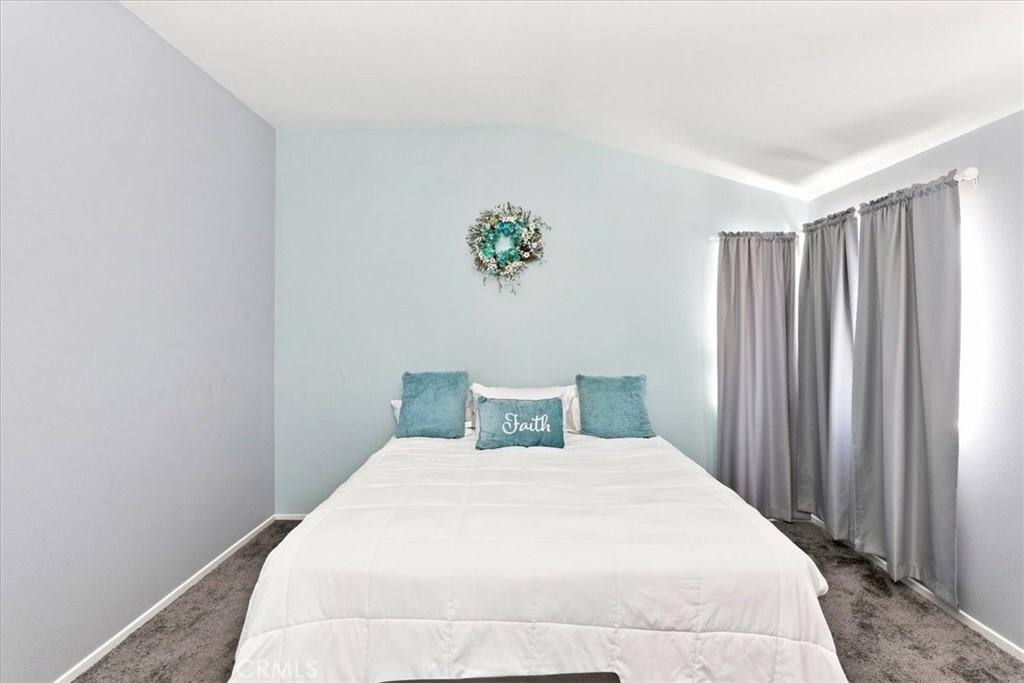 14993 Oak Spring