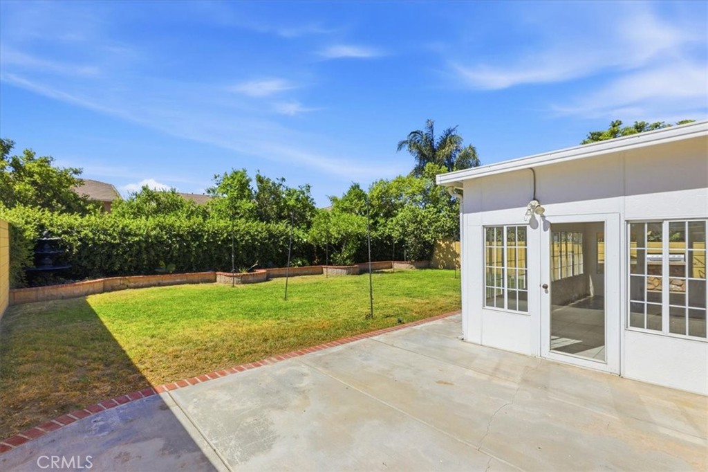 14993 Oak Spring