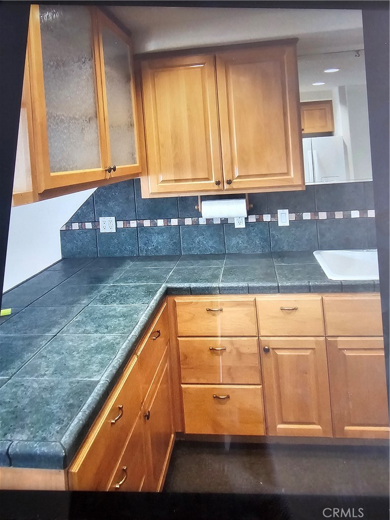 15178 Orchard Hill
