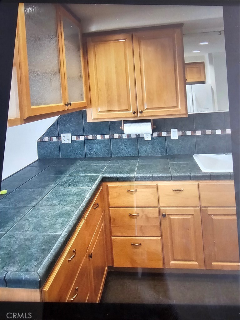 15178 Orchard Hill