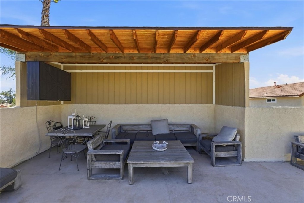11098 Piedmont