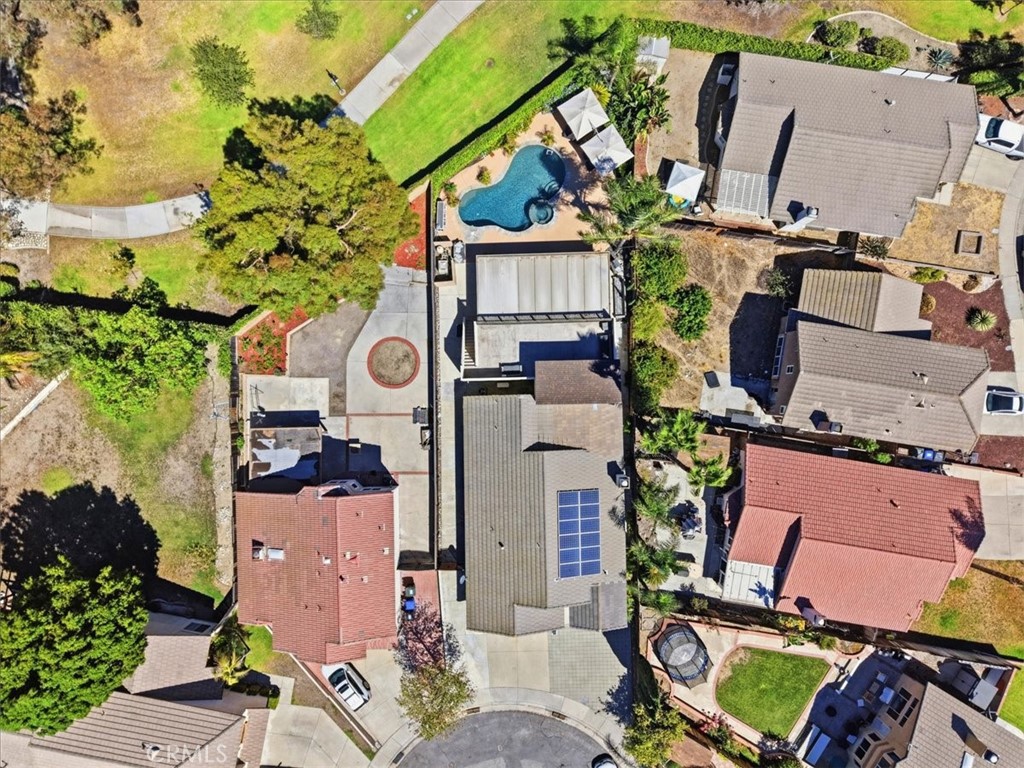 11098 Piedmont