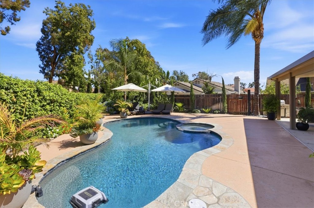 11098 Piedmont
