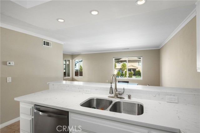 1248 Hillandale AVE Unit: 4