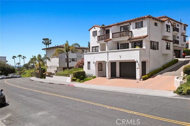 416 Avenida Santa Barbara