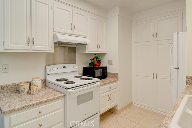 2025 E Via Mariposa Unit: C