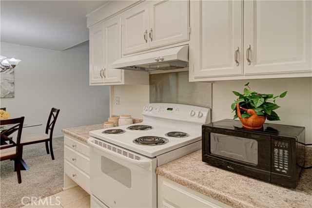 2025 E Via Mariposa Unit: C