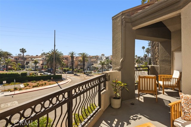 310 Lake ST Unit: 312