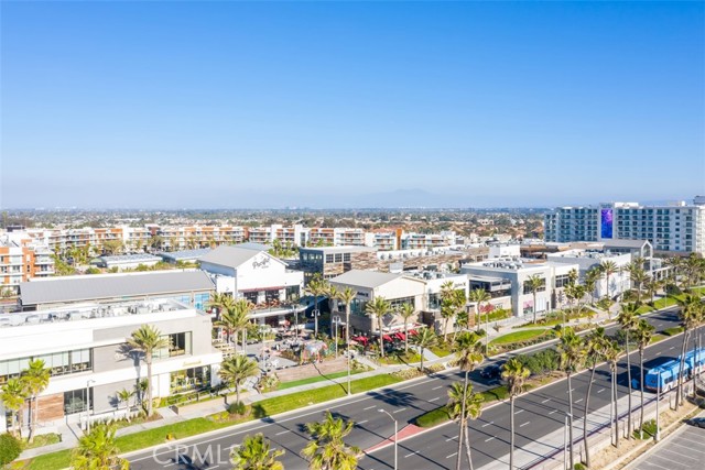 310 Lake ST Unit: 312