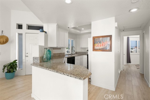 310 Lake ST Unit: 312