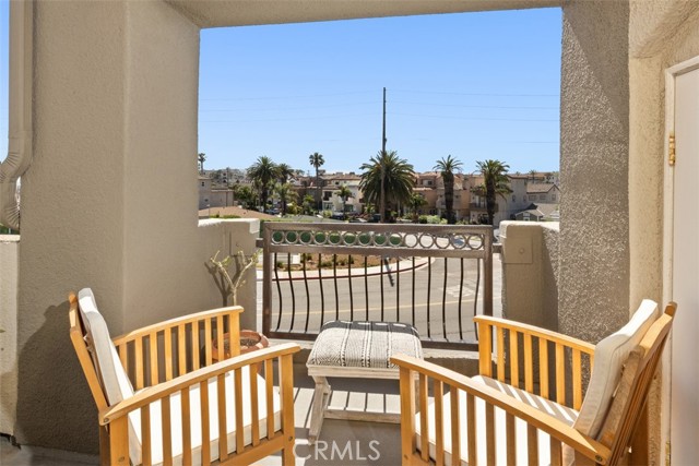 310 Lake ST Unit: 312