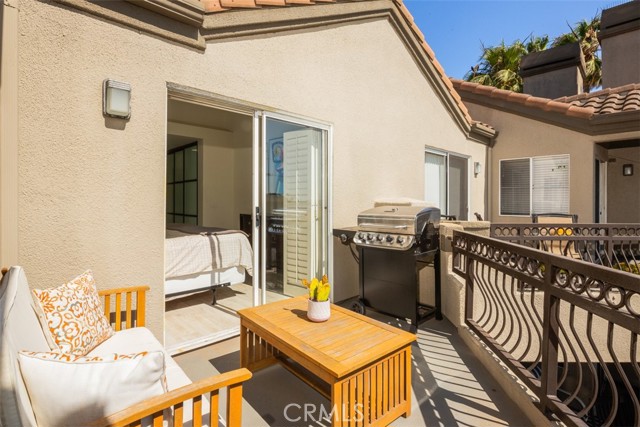 310 Lake ST Unit: 312