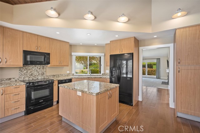 24171 Vista D Onde