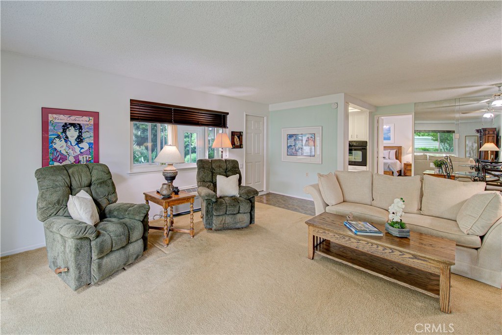 213 Avenida Majorca C