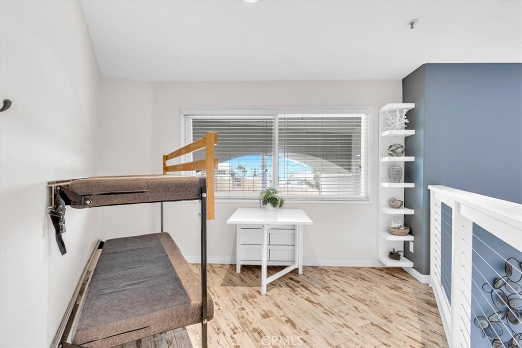 200 Pacific Coast Highway 105