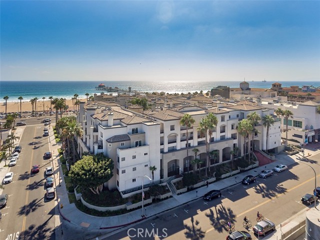 200 Pacific Coast HWY Unit: 105