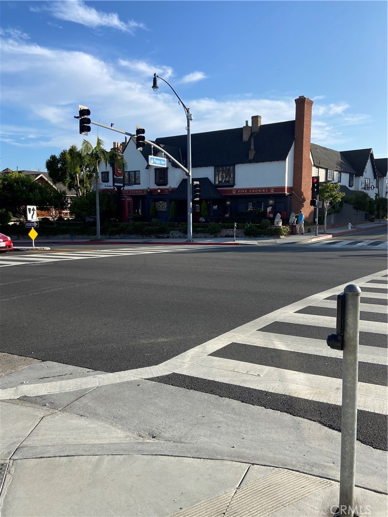 3734 E Coast Hwy #1/2