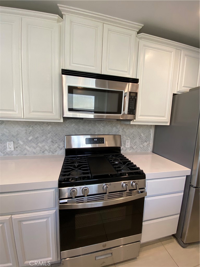 3734 E Coast Hwy #1/2