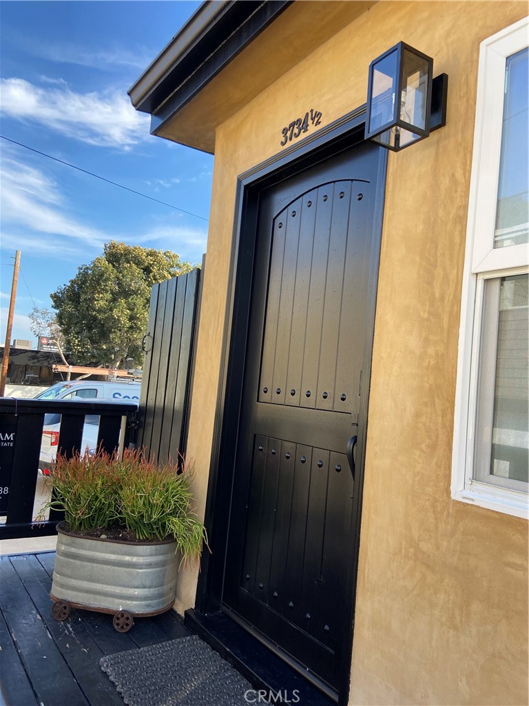 3734 E Coast Hwy #1/2