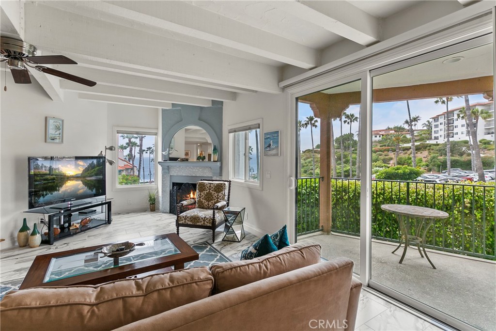 511 Avenida Del Mar 1