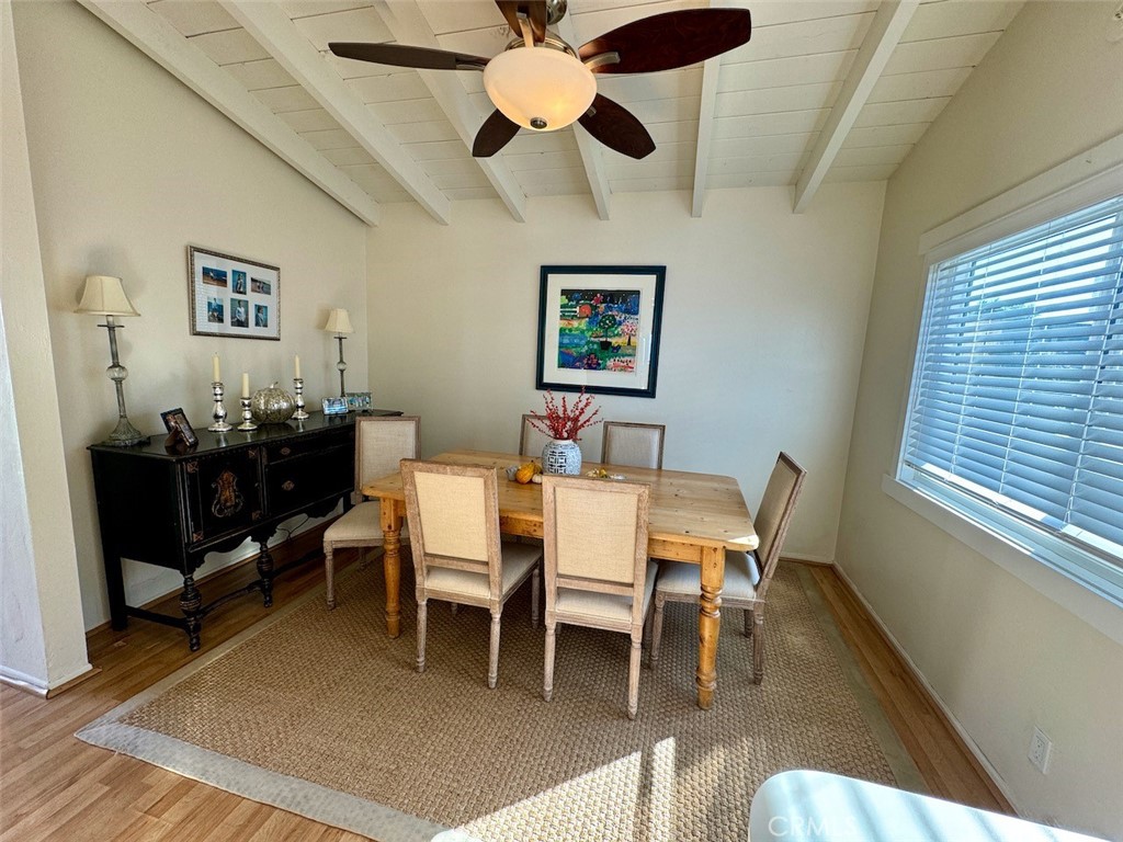 995 La Mirada Street