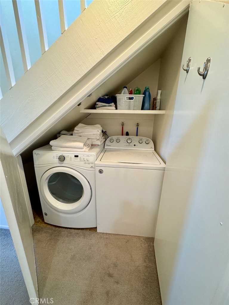 995 La Mirada Street