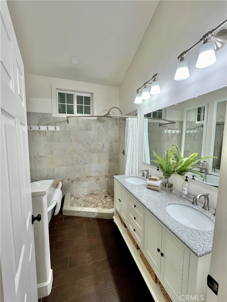 25825 Avenida Cabrillo