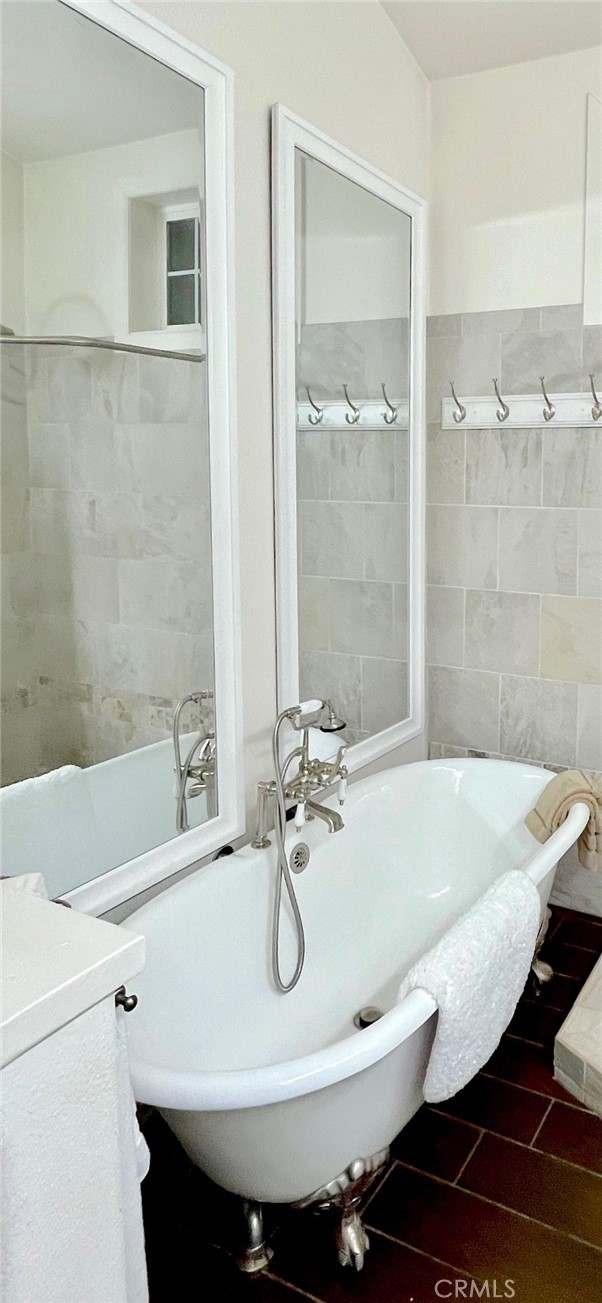 25825 Avenida Cabrillo