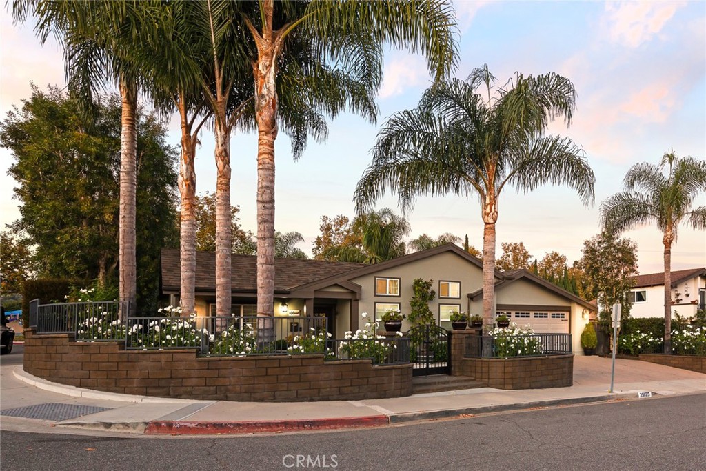 25825 Avenida Cabrillo